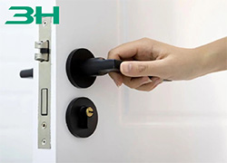 哪种材料的住宅硬件更耐用？